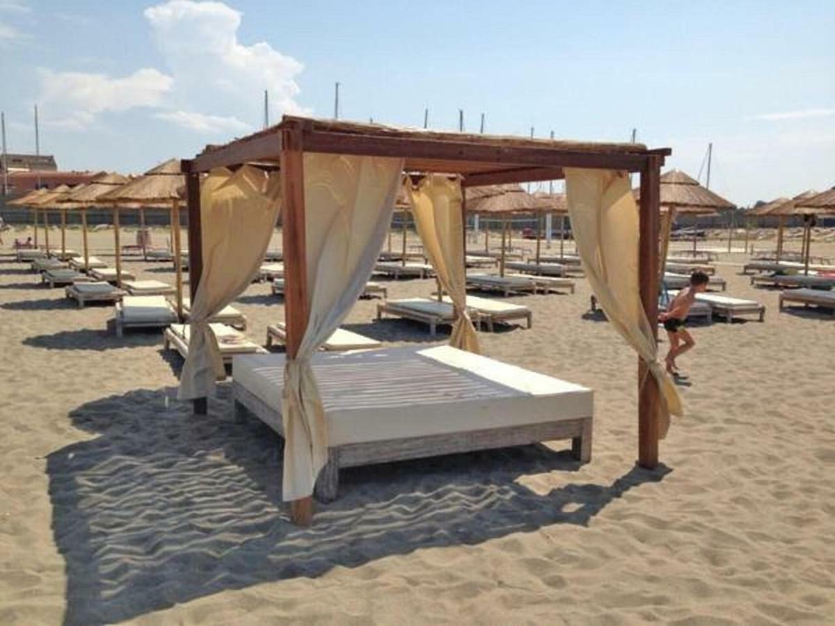 Yacht Suite Marina Di Grosseto Exterior foto